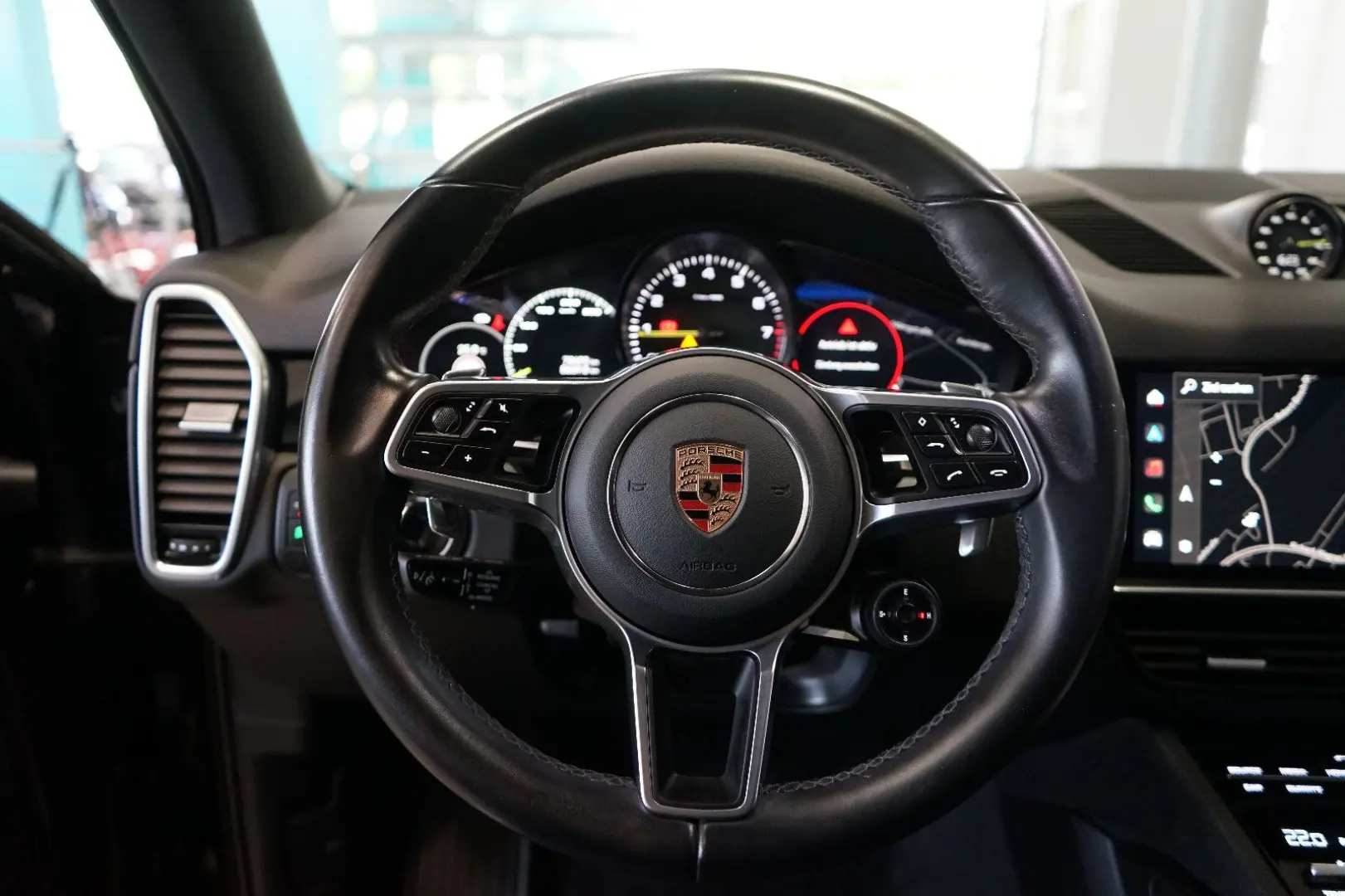 Cayenne E-Hybrid 360°+Head-Up+Luftfederung+21