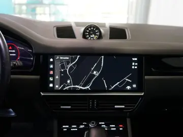 Cayenne E-Hybrid 360°+Head-Up+Luftfederung+21