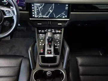 Cayenne E-Hybrid 360°+Head-Up+Luftfederung+21