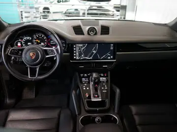 Cayenne E-Hybrid 360°+Head-Up+Luftfederung+21