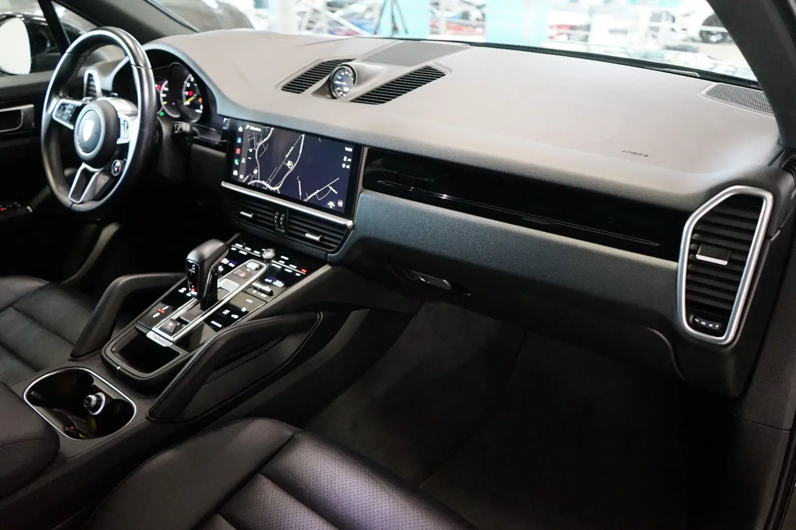 Cayenne E-Hybrid 360°+Head-Up+Luftfederung+21