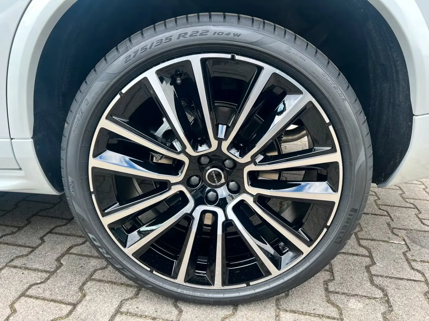 Volvo XC90 Recharge T8 AWD Ultra Dark