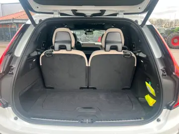Volvo XC90 Recharge T8 AWD Ultra Dark
