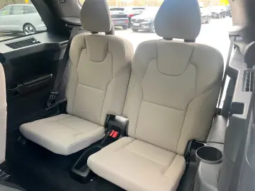Volvo XC90 Recharge T8 AWD Ultra Dark