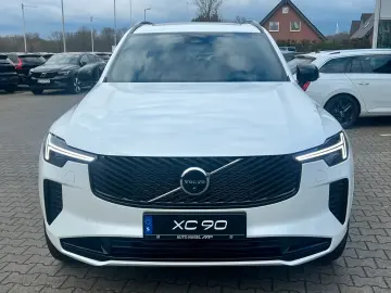 Volvo XC90 Recharge T8 AWD Ultra Dark