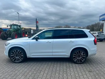 Volvo XC90 Recharge T8 AWD Ultra Dark