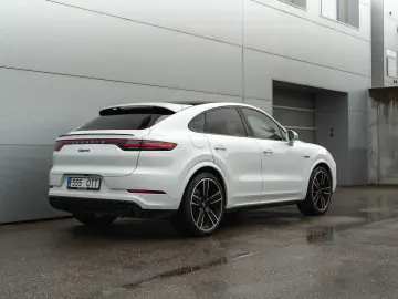 Cayenne Coupe E-Hybrid APPROVED