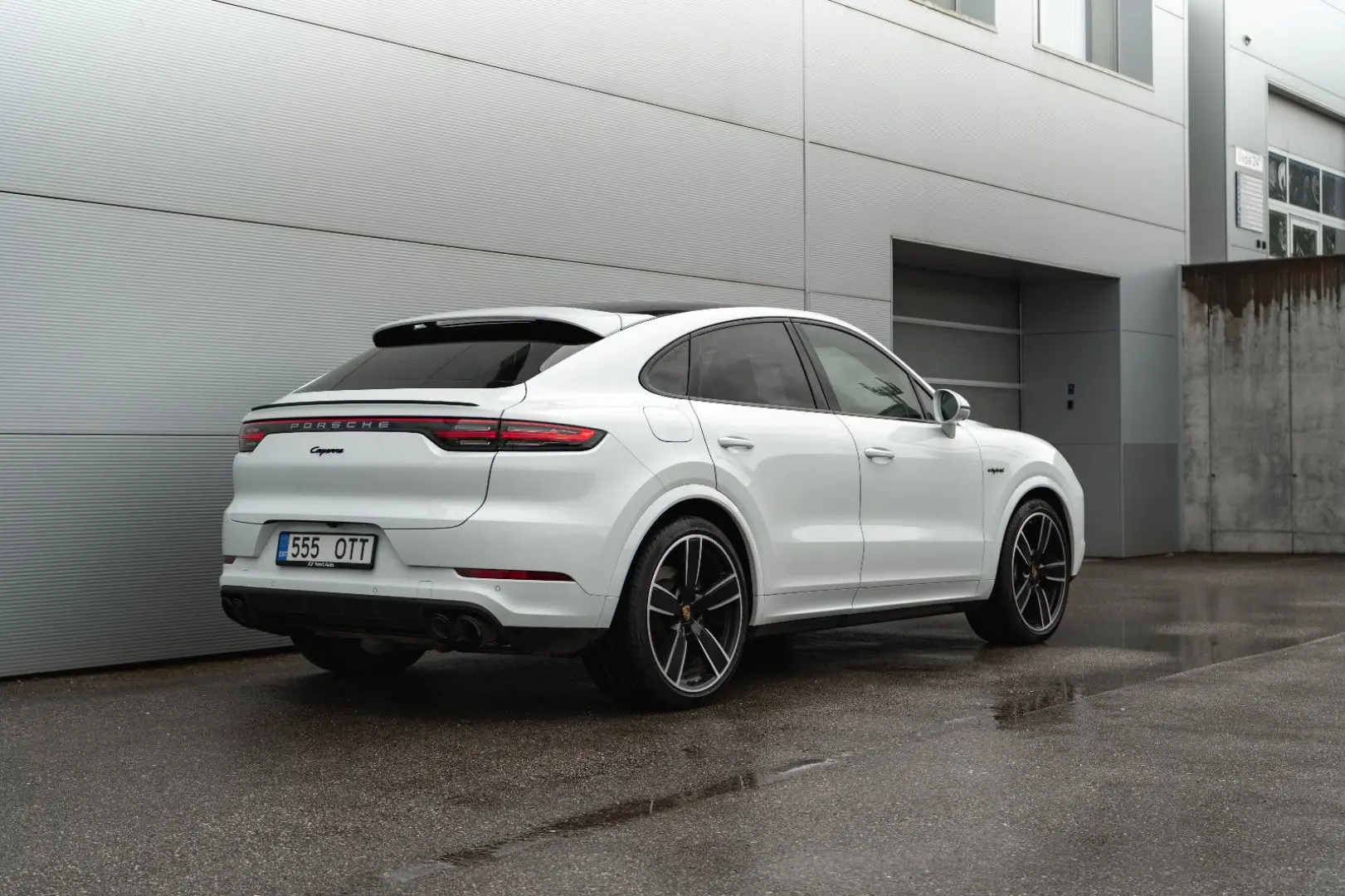 Cayenne Coupe E-Hybrid APPROVED