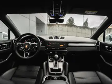 Cayenne Coupe E-Hybrid APPROVED