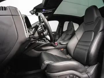 Cayenne Coupe E-Hybrid APPROVED