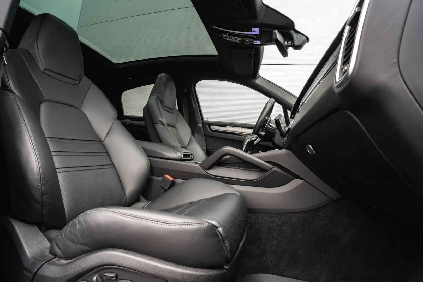 Cayenne Coupe E-Hybrid APPROVED