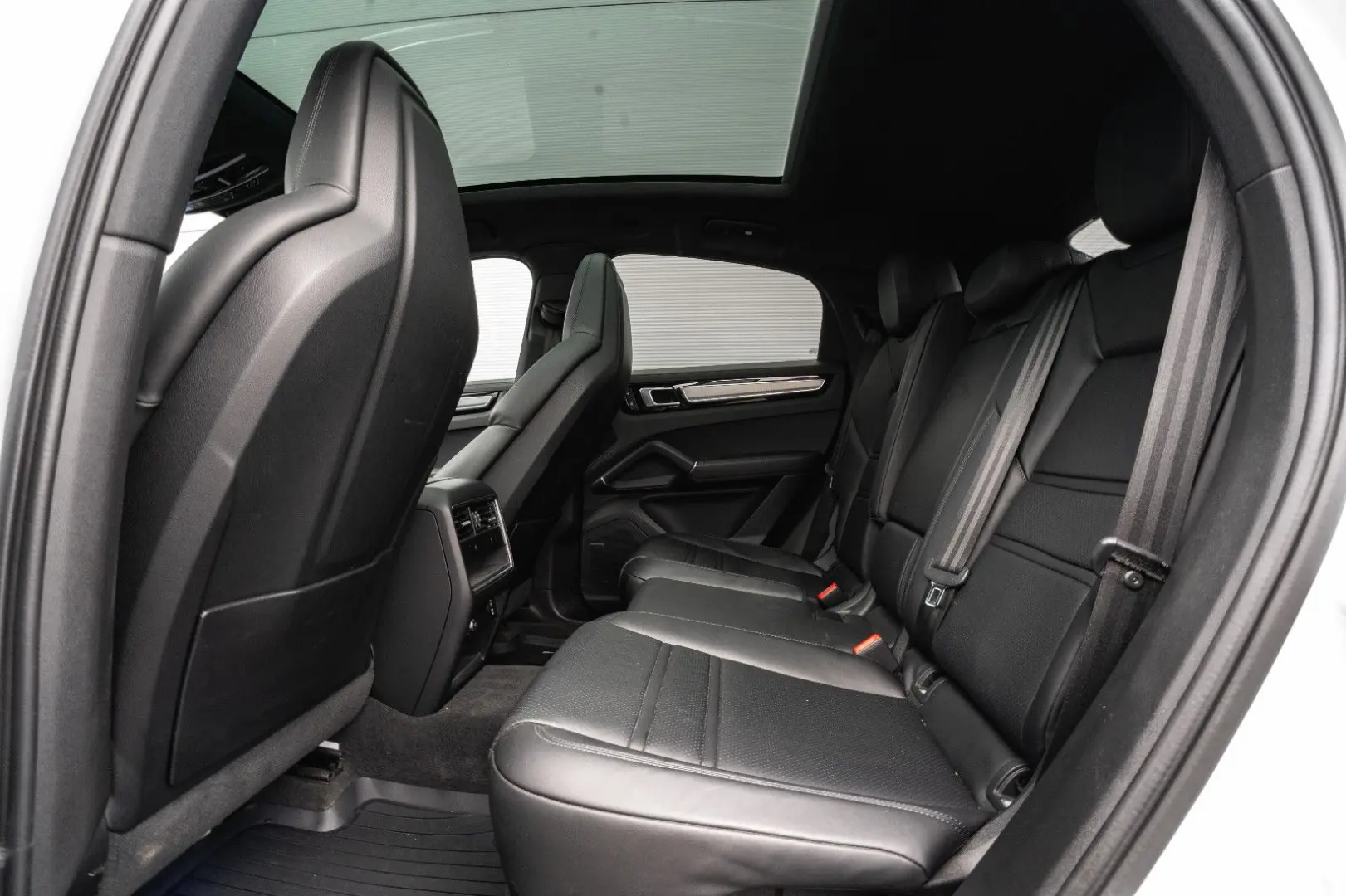 Cayenne Coupe E-Hybrid APPROVED