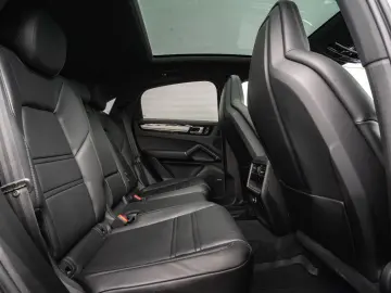Cayenne Coupe E-Hybrid APPROVED