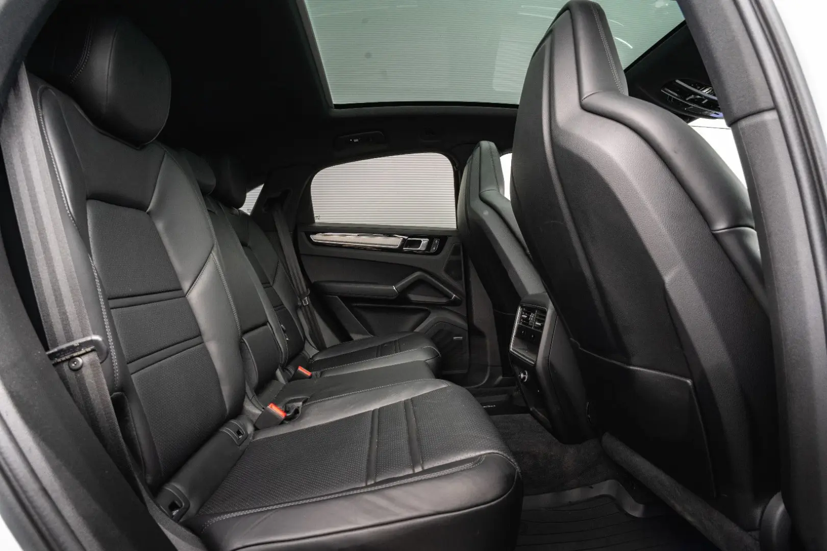 Cayenne Coupe E-Hybrid APPROVED