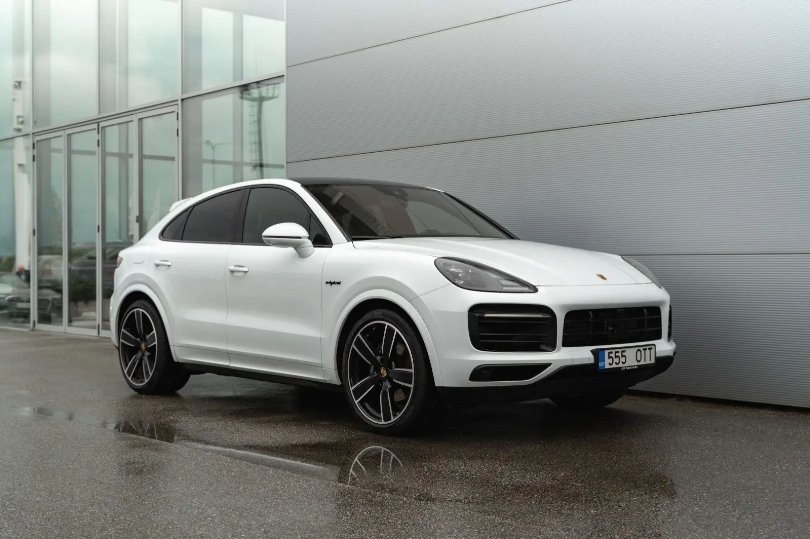 Cayenne Coupe E-Hybrid APPROVED
