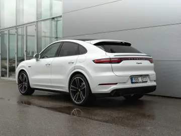 Cayenne Coupe E-Hybrid APPROVED
