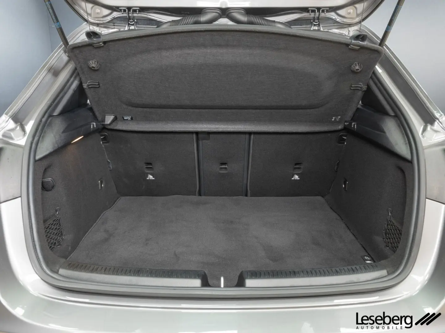A 180 Progressive LED/ Rückfahrkamera/ DAB/ SHZ