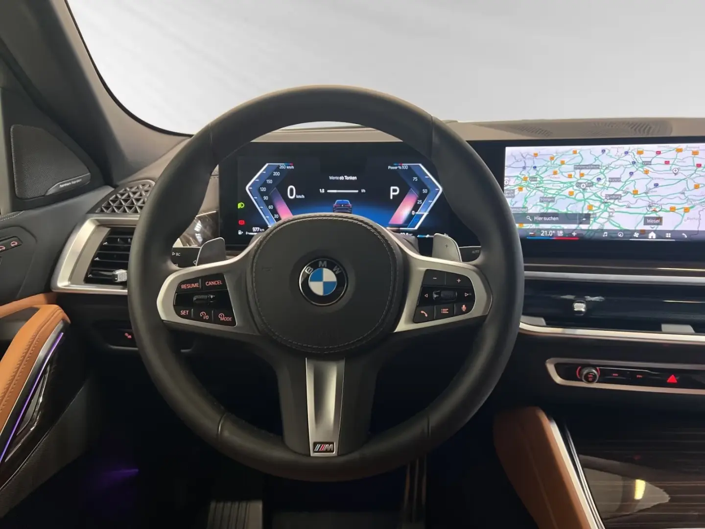 BMW X6 xDrive40i M Sport|AHK|Pano
