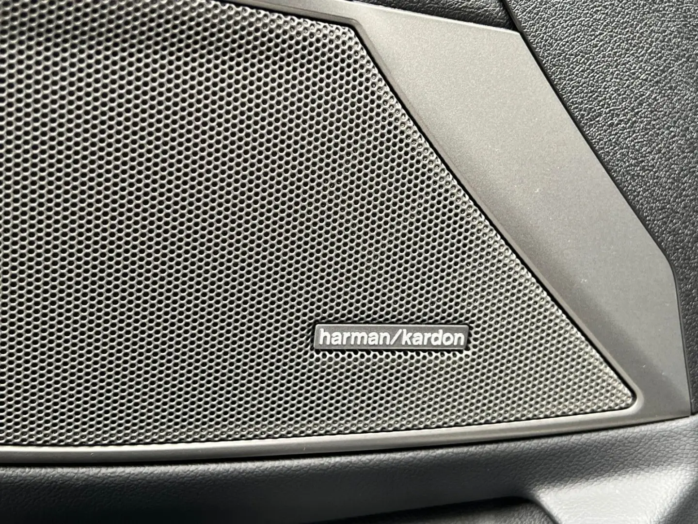 320d Lim xDrive MSport*360°HUD*Memo*H&K*Standhzg