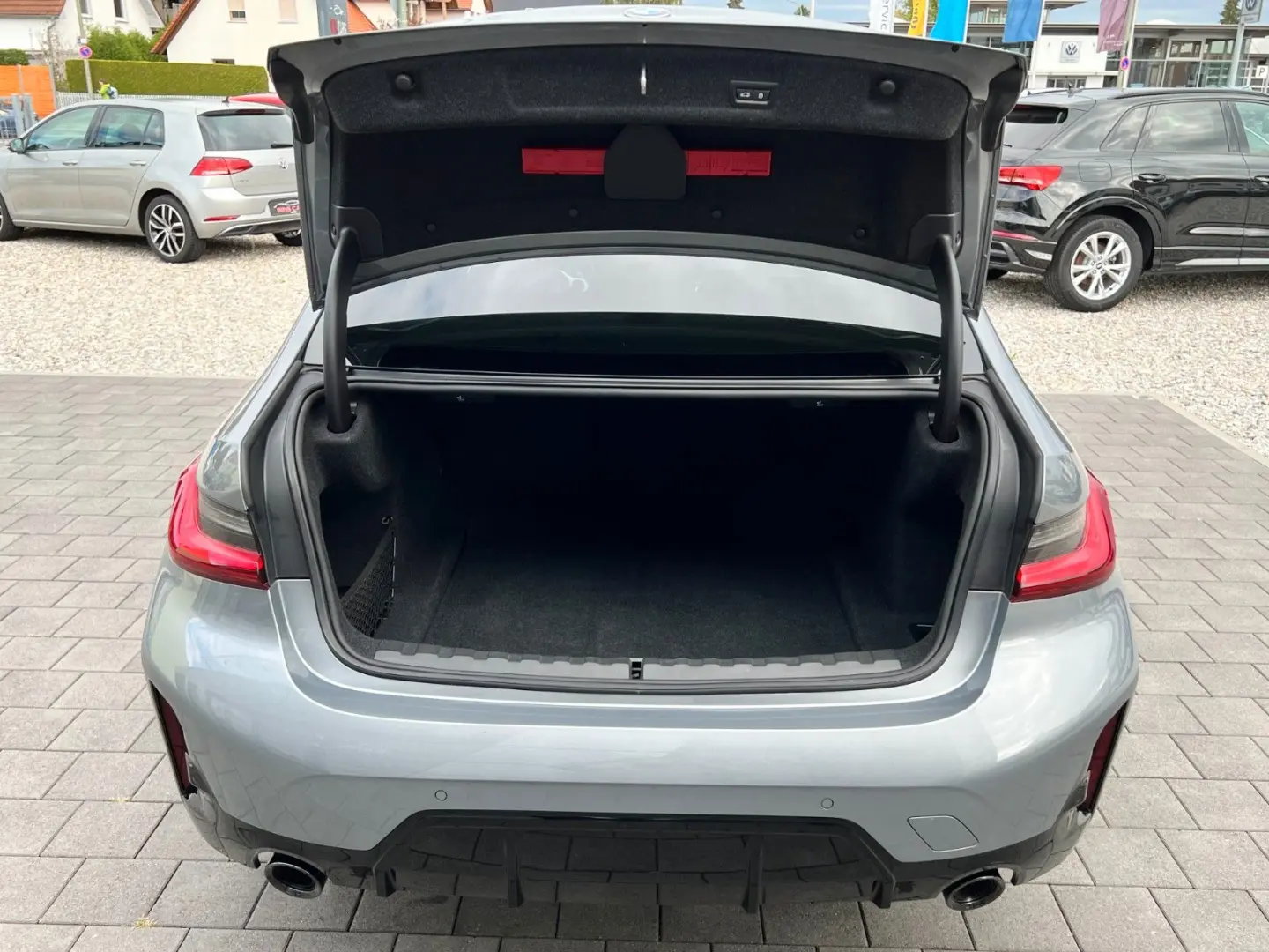 320d Lim xDrive MSport*360°HUD*Memo*H&K*Standhzg