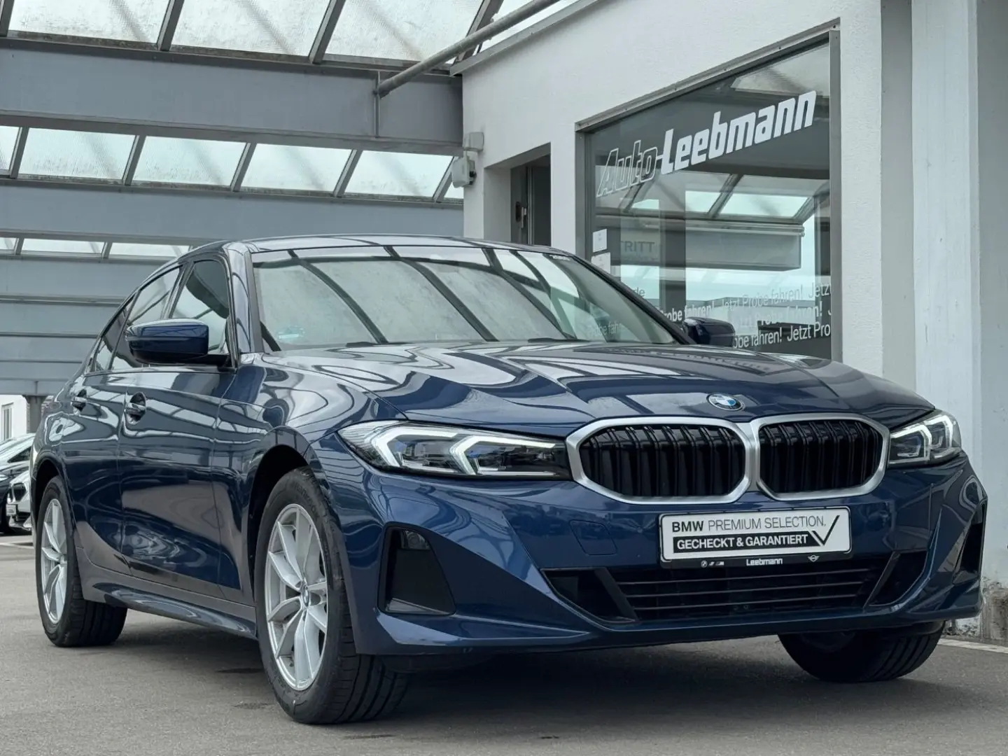 320d Lim. HUD/elSitze/RFK GARANTIE bis 04/2029