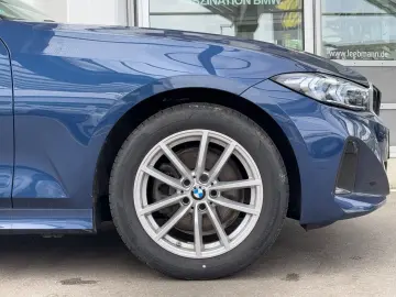 320d Lim. HUD/elSitze/RFK GARANTIE bis 04/2029
