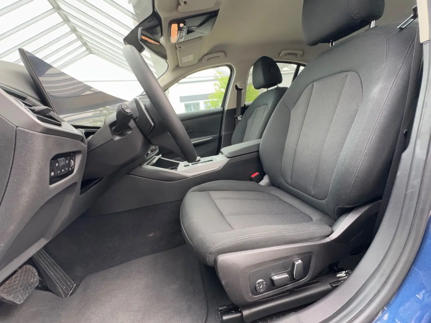 320d Lim. HUD/elSitze/RFK GARANTIE bis 04/2029