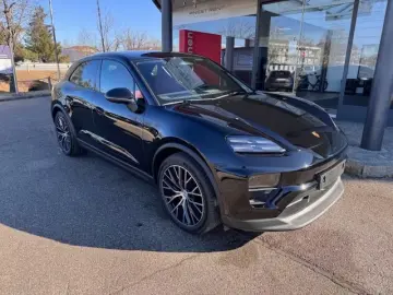 Porsche Macan 4 LEATHER RED 21  Pano BOSE