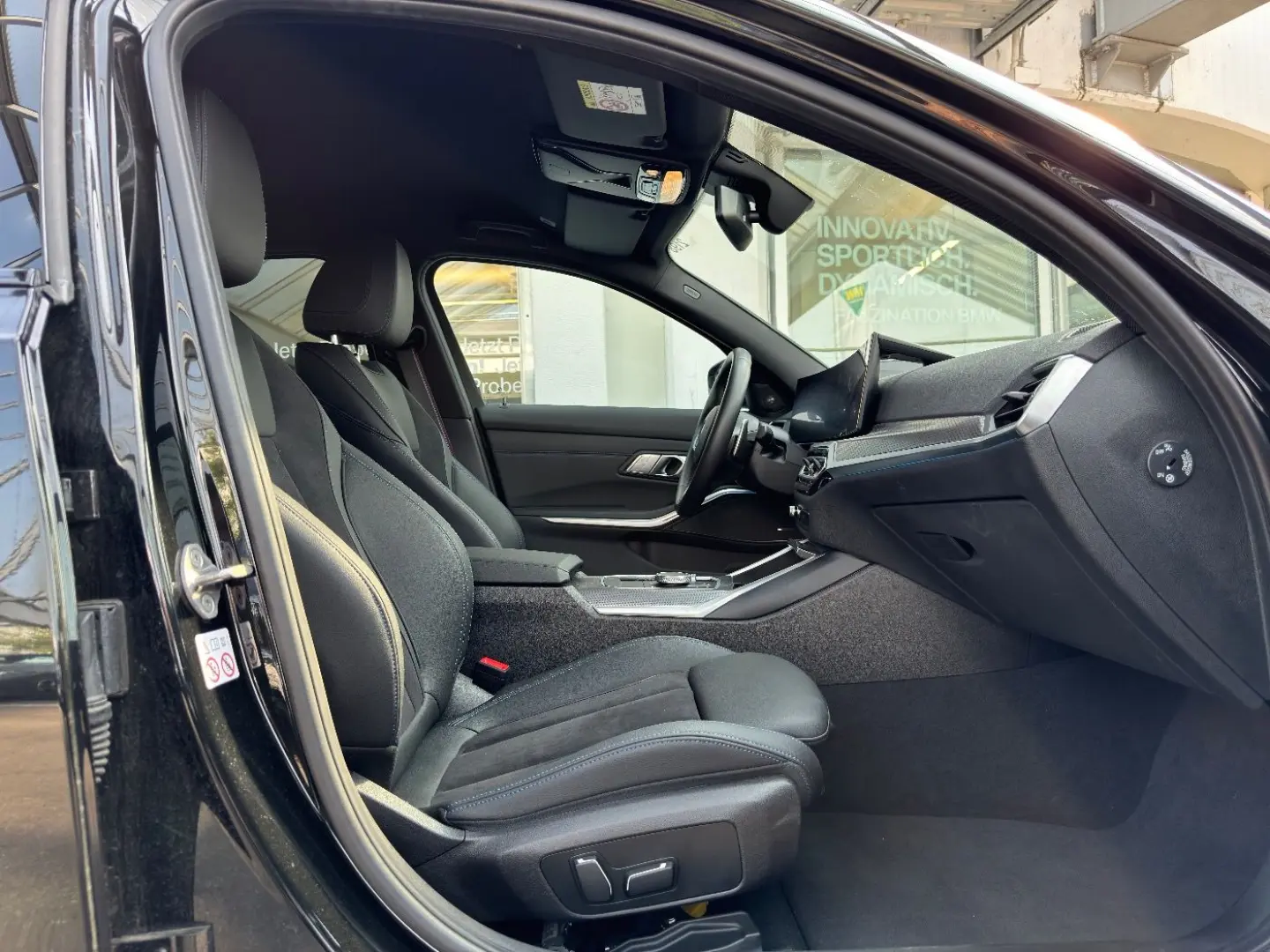 330i xDrive Lim M-Sport-Pro GARANTIE bis 03/2029