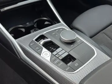 330i xDrive Lim M-Sport-Pro GARANTIE bis 03/2029