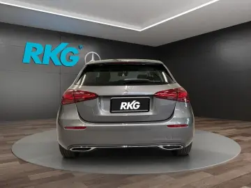 A 200 PROGRESSIVE DISTRONIC 360° PARKASSISTENT