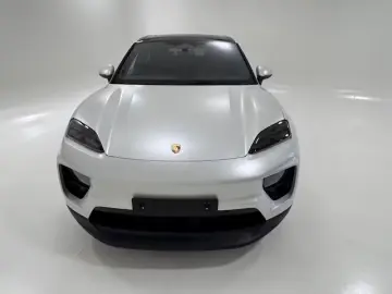 Porsche Macan 4/Satin-Pearl/21