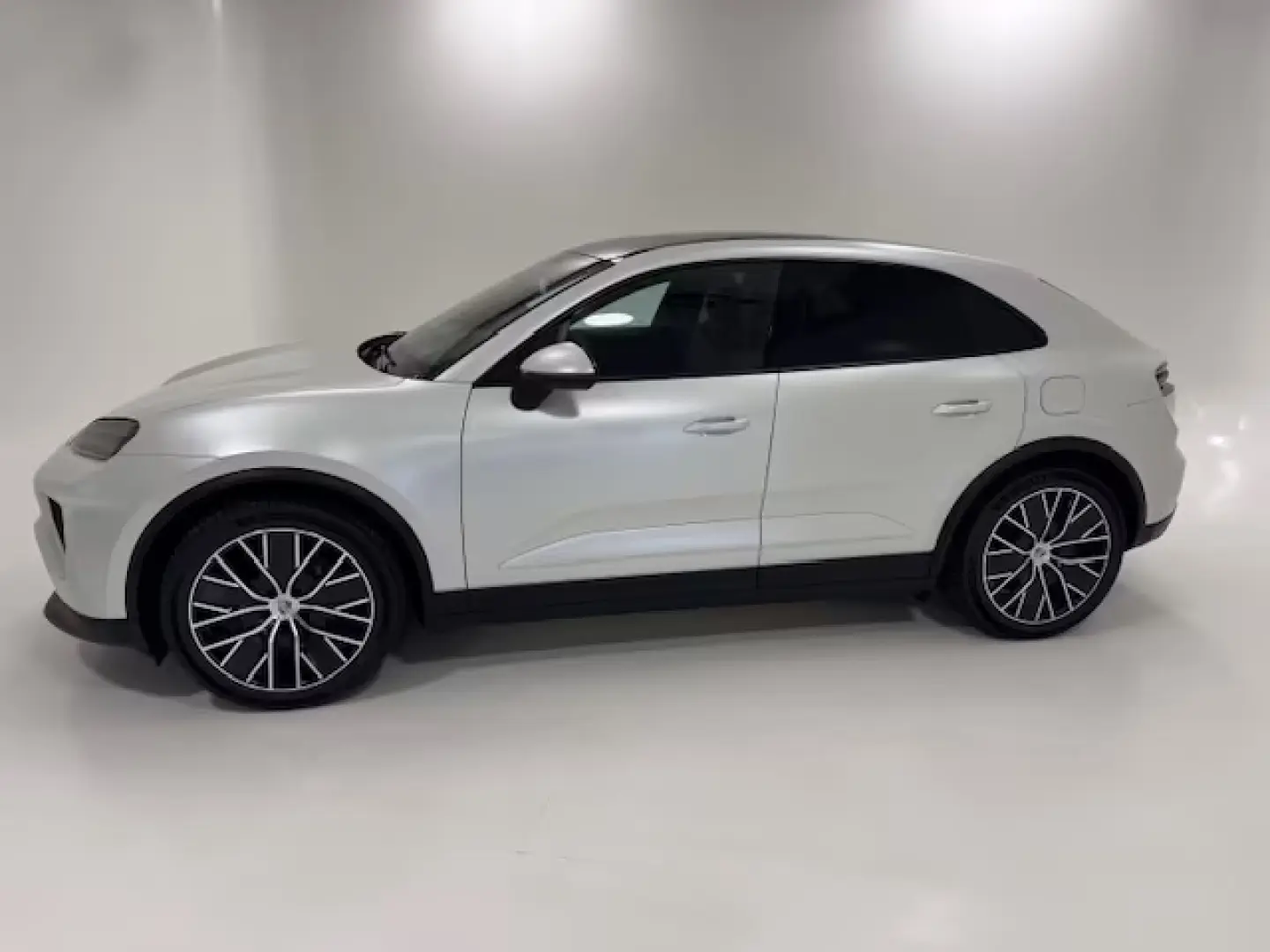 Porsche Macan 4/Satin-Pearl/21