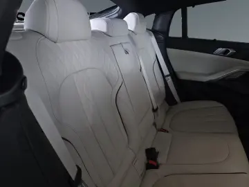 BMW X6 xDrive40i M Sportpaket*AHK