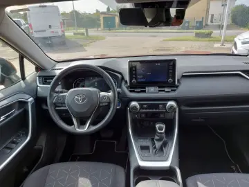 RAV4 2.5 Hybrid 4x2 Team Deutschland
