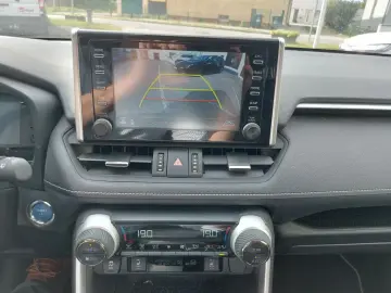 RAV4 2.5 Hybrid 4x2 Team Deutschland