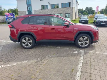 RAV4 2.5 Hybrid 4x2 Team Deutschland