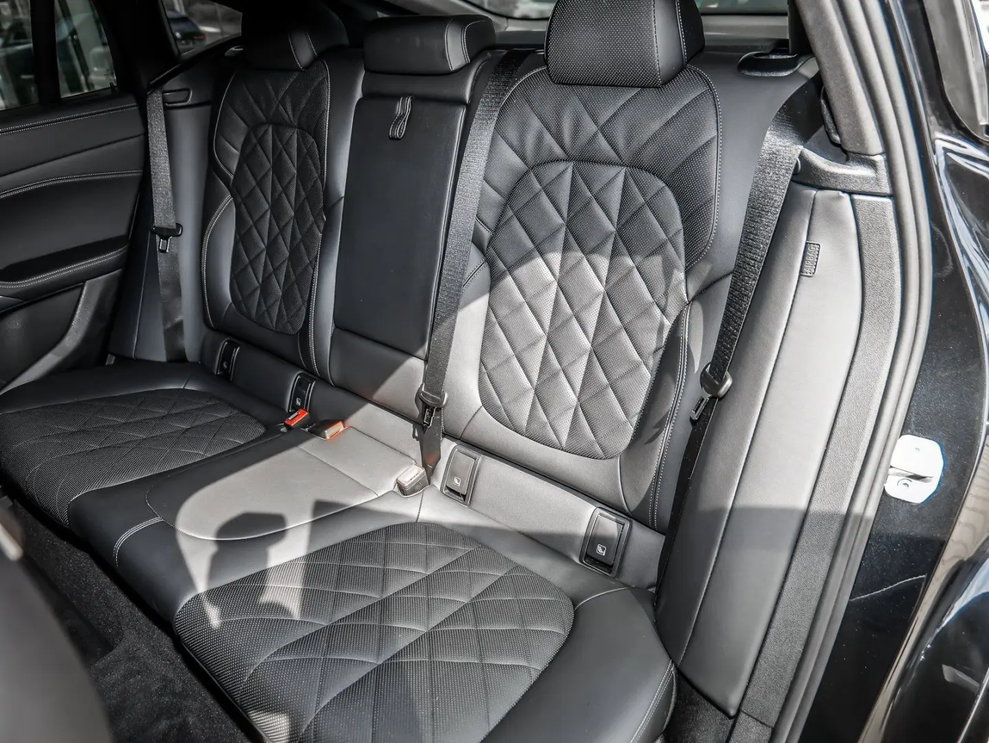 X6 xDrive40i M SPORT+AHK+HUD+ACC+360°KAM+HAR/KAR