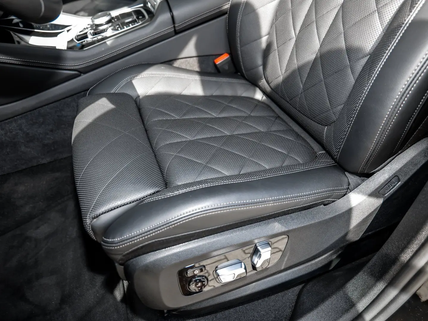X6 xDrive40i M SPORT+AHK+HUD+ACC+360°KAM+HAR/KAR