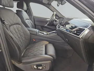 X6 xDrive40i *M Sport*AHK*Panorama*2 Achs*Driv A