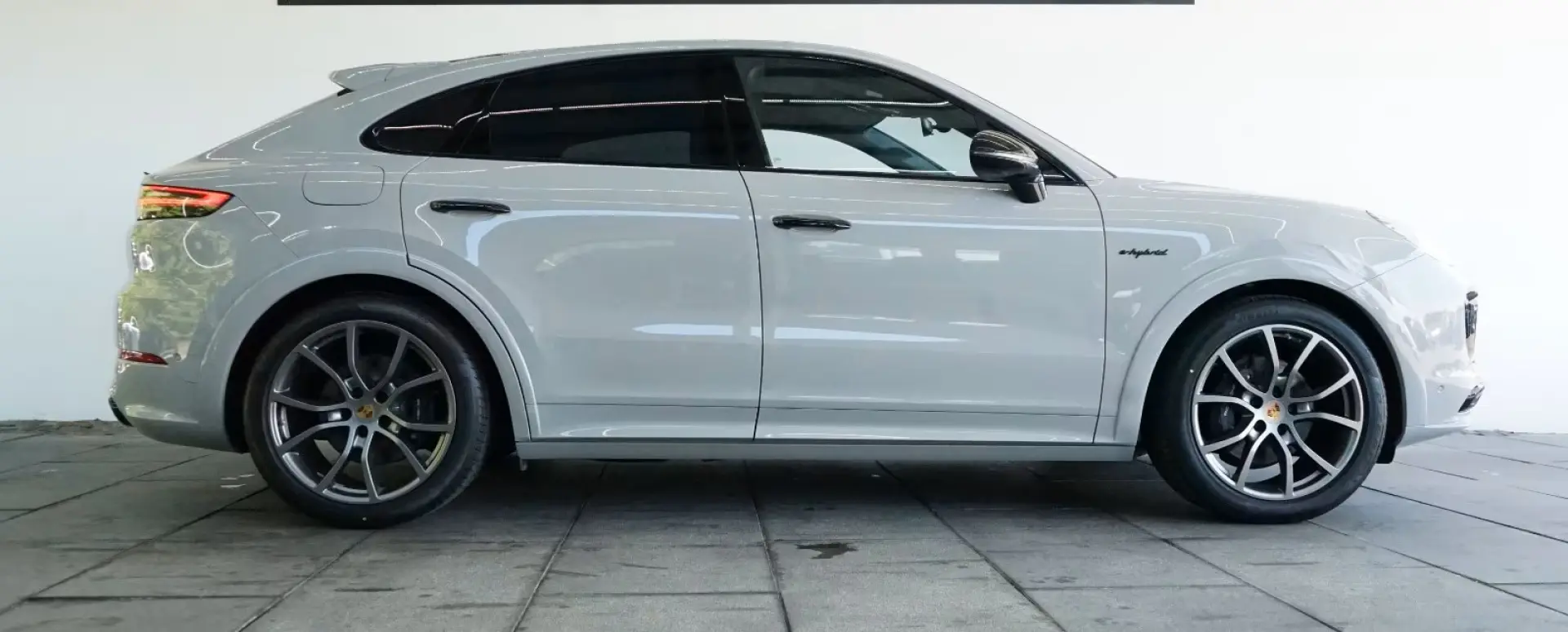 Porsche Cayenne Coupe E-Hybrid MY2021/NEW