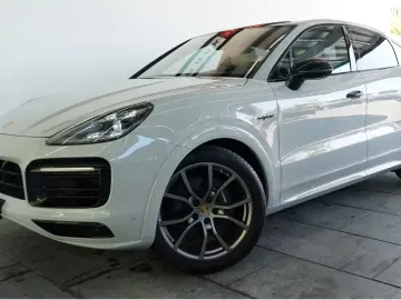Porsche Cayenne Coupe E-Hybrid MY2021 NEW