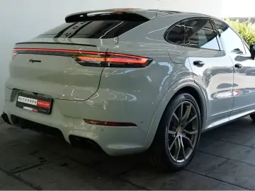 Porsche Cayenne Coupe E-Hybrid MY2021/NEW