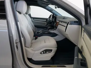 Porsche Cayenne Coupe E-Hybrid MY2021/NEW