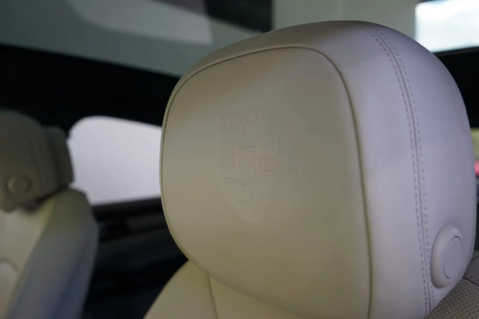 Porsche Cayenne Coupe E-Hybrid MY2021/NEW