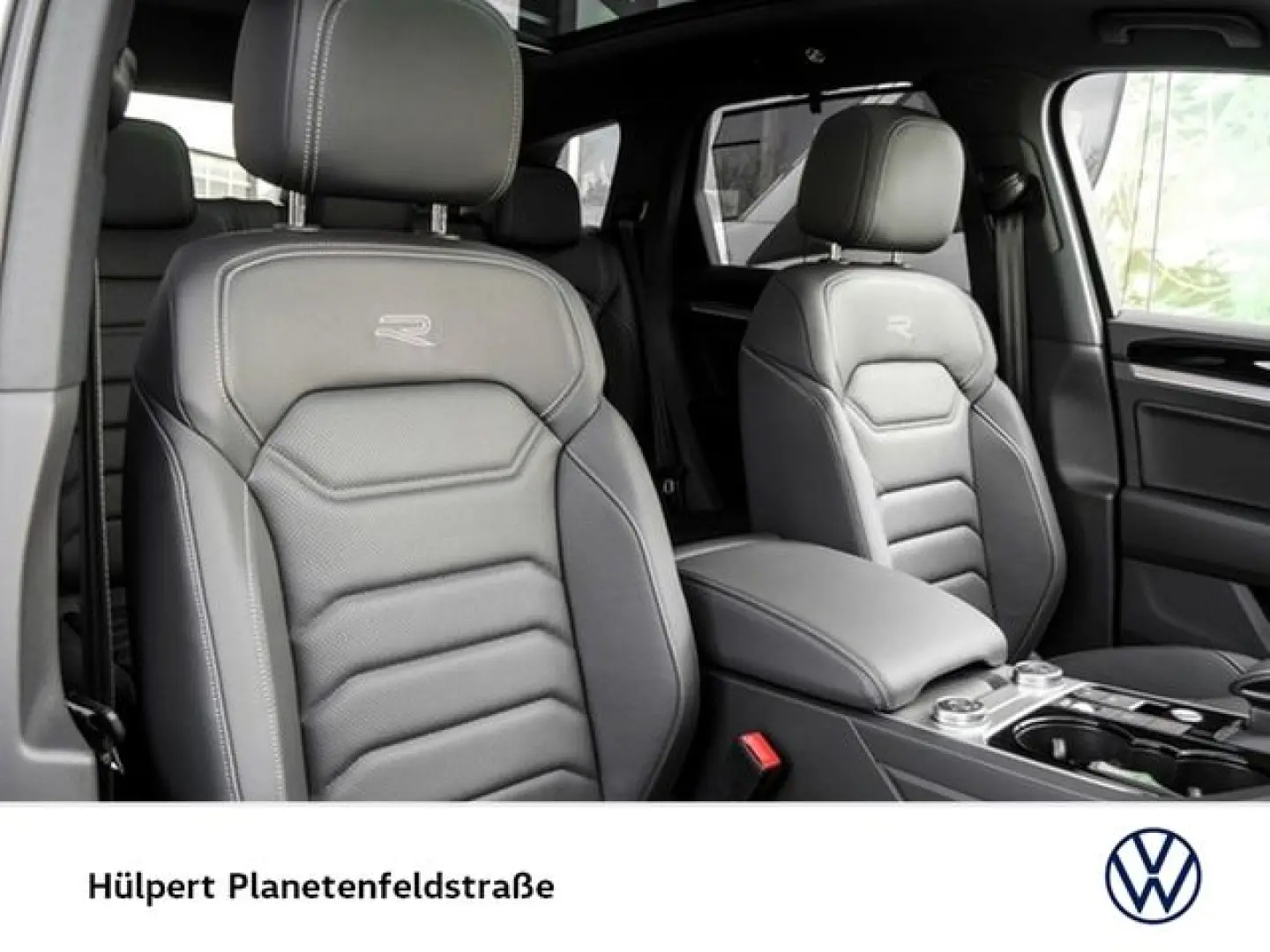 Touareg V6 R-LINE BLACK STYLE PANO AHK 360CAM 21