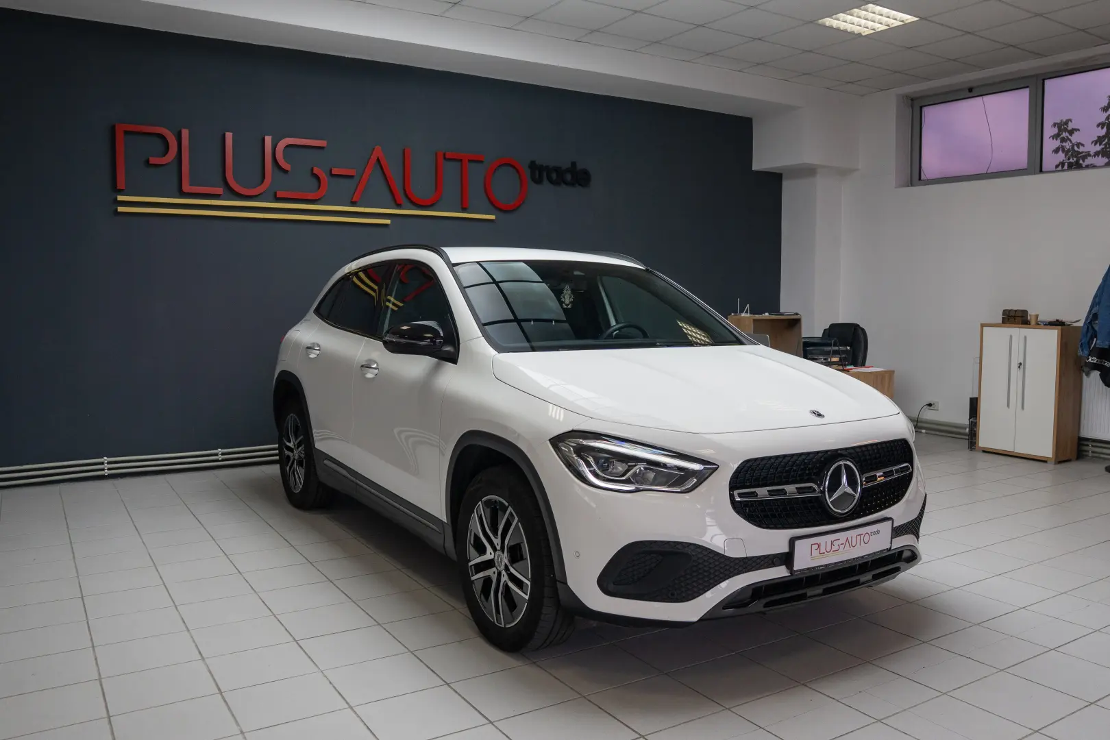 MERCEDES-BENZ GLA 250 e/ LIVRARE DIN STOC