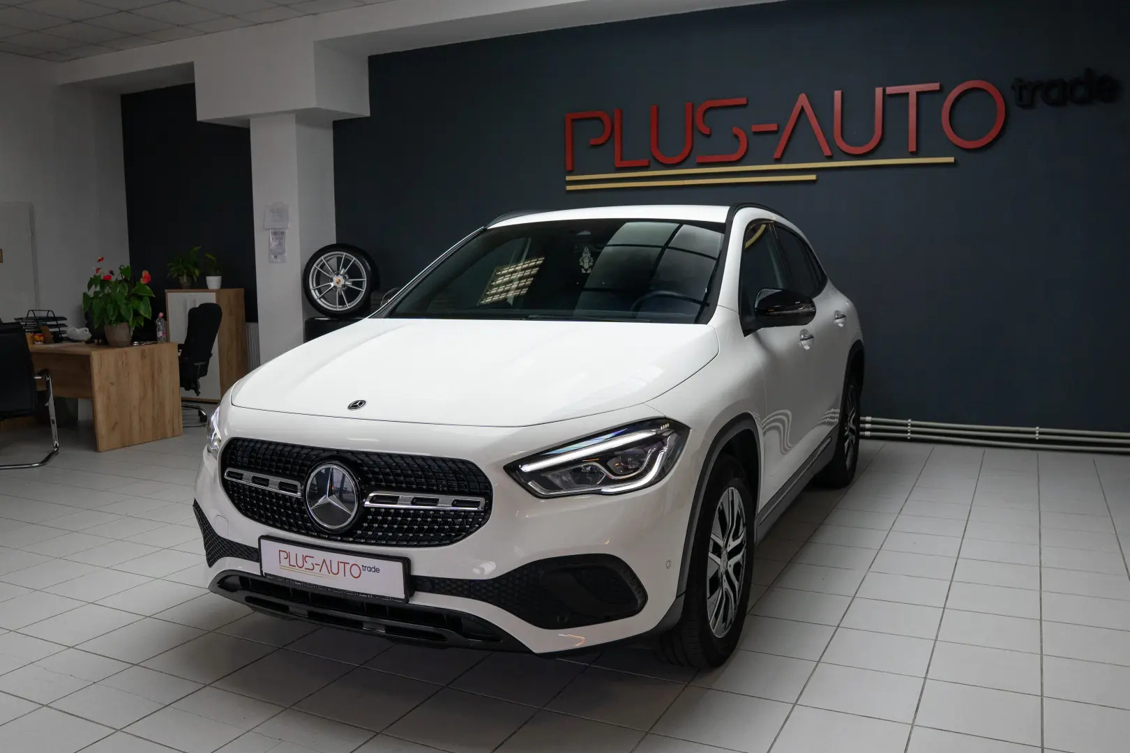MERCEDES-BENZ GLA 250 e/ LIVRARE DIN STOC