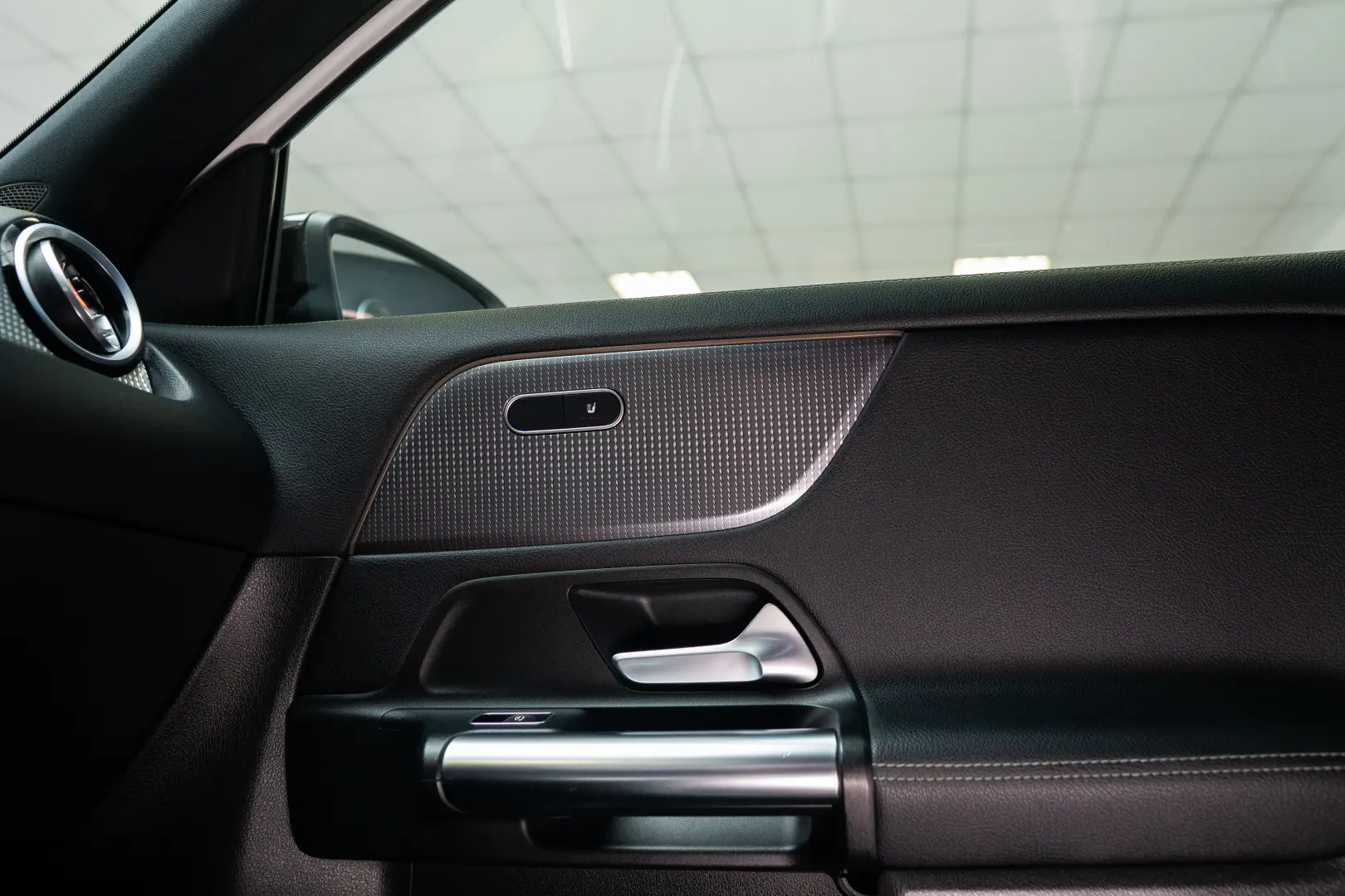 MERCEDES-BENZ GLA 250 e/ LIVRARE DIN STOC