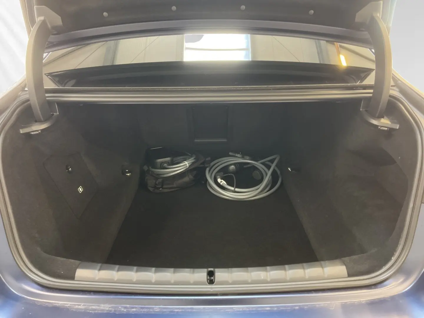 750e xDrive M Sport Pro|TV-Fond-Entertainment